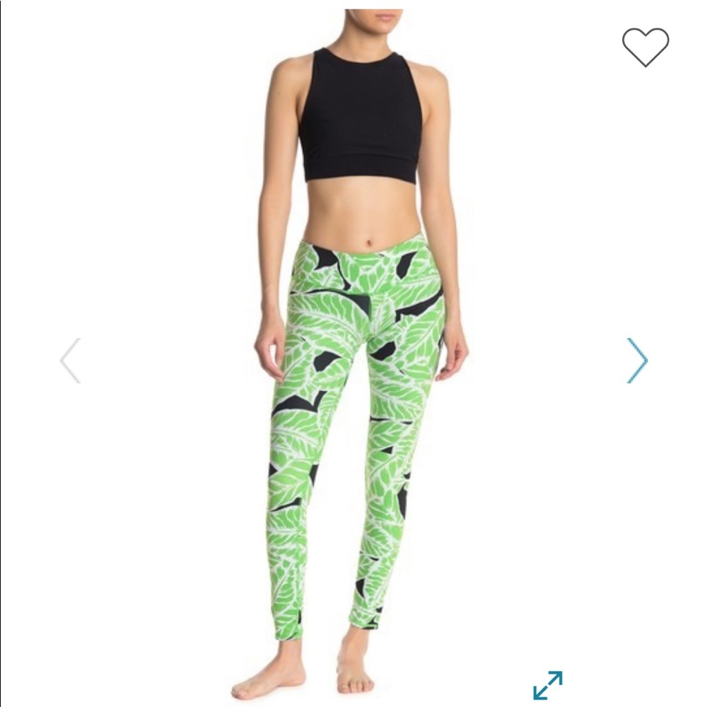 Palm ALO YOGA leggings